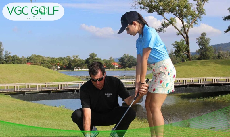 Huấn luyện viên dạy golf chuyên nghiệp ở Long Biên Huấn luyện viên dạy golf chuyên nghiệp ở Long Biên