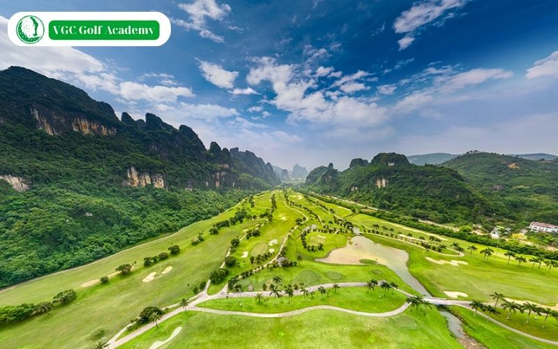 Sân golf Phượng Hoàng