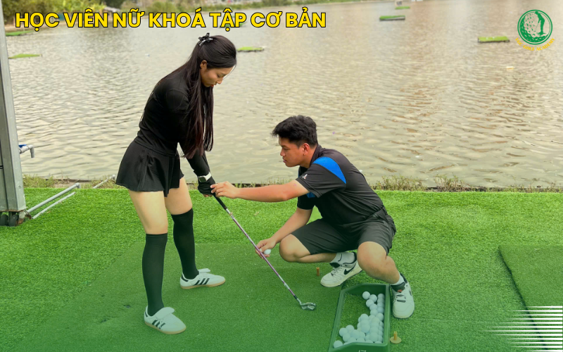 Khóa học golf cơ bản Green and Yellow Golf Tournament Sports Instagram Post 2